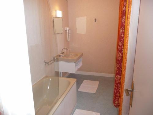 Hotel du Haut Marais - image 8