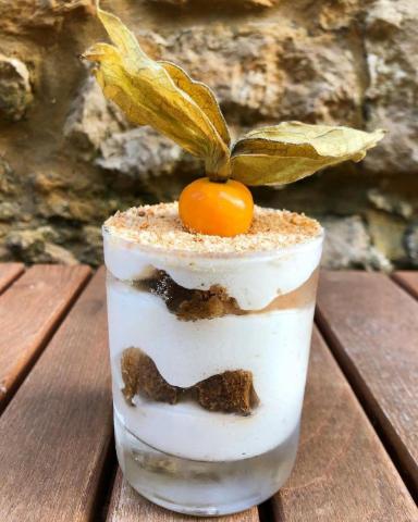 The Plume of Feathers - 식음료(F&B)