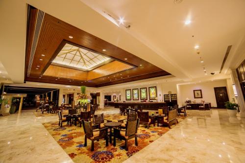 Waterfront Airport & Casino
