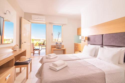 Artemis Bay Hotel by Checkin - image 10