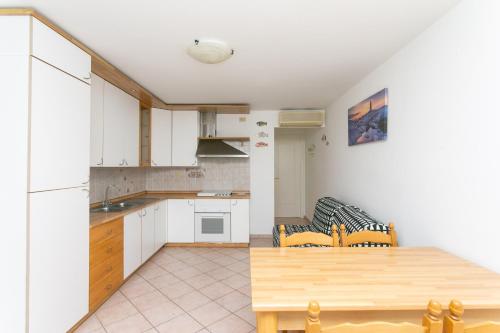 N033 - Numana, bilocale con meraviglioso terrazzo sul mare - Apartment - Numana
