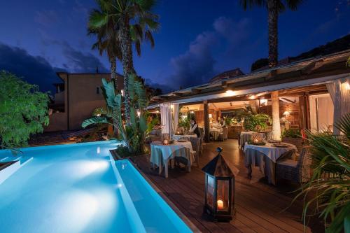 Boutique Hotel Su Sergenti - 수영장