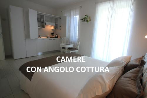 Rooms Il Punto - Accommodation - Peschiera del Garda