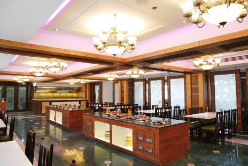 Hotel Hills – Hosur, MO