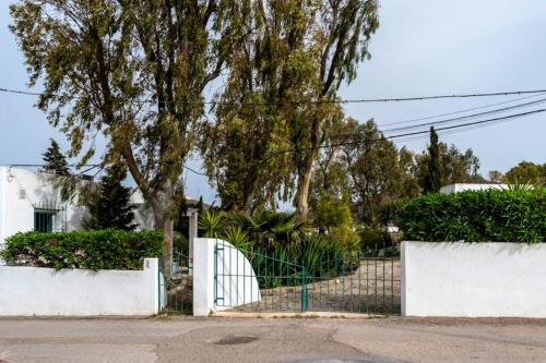 TurAlmeria - Casa Tranquila con Jardín y Aparcamiento privado - image 10