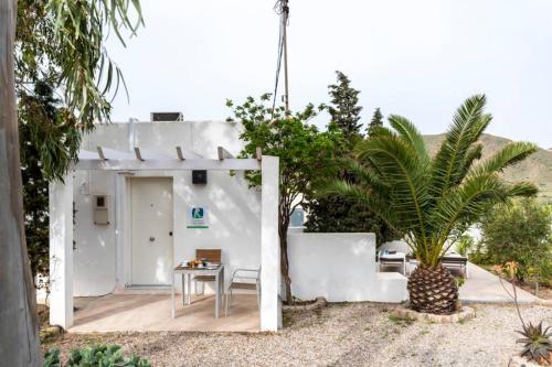 TurAlmeria - Casa Tranquila con Jardín y Aparcamiento privado