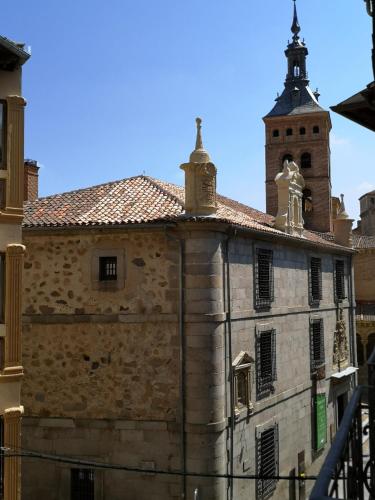 Hostal Juan Bravo - image 4