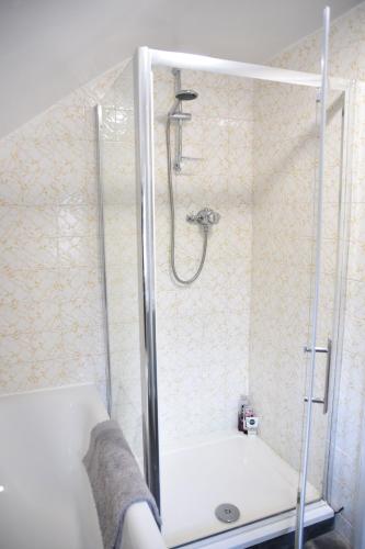 Ty-Gwyn Cottage - image 6