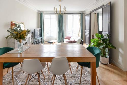 Superb bright apt in the heart of the MARAIS Paris 