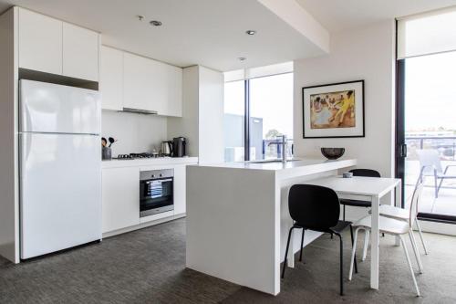 Stylish 1 Bedroom Apartment in Bustling Richmond
