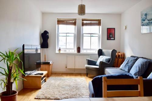 Fashionable 2 Bed Flat In Trendy Shoreditch, , London