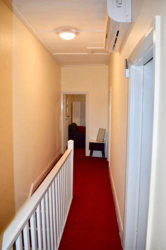Comfortable Apartment In Trendy Haberfield - image 5