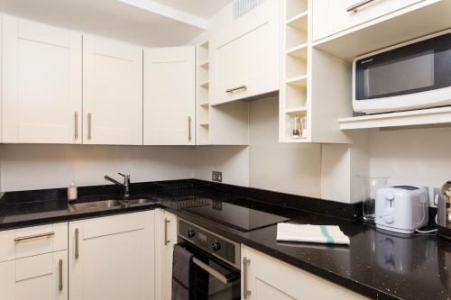 Professionally Cleaned 1B flat in South Kensington - image 5