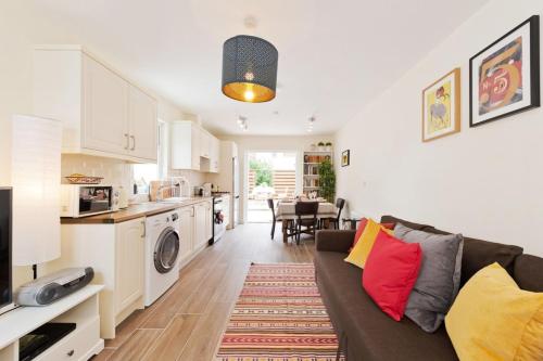 Charming Riverside Apartment - Minutes from City, Dublin (fotografie 8)