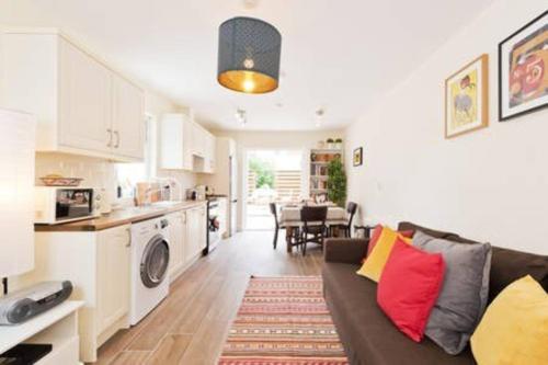 Charming Riverside Apartment - Minutes from City, Dublin (fotografie 9)