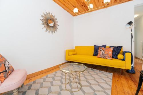 River View 1BDR Apt in Alfama close to tram - image 13