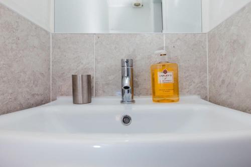 Charming & Comfortable Studio Flat in Edinburgh!