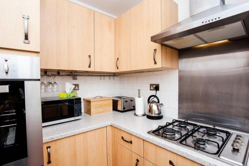 Stylish One Bedroom Flat in Vauxhall - image 5