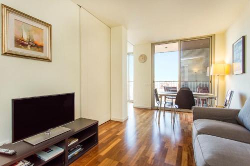 Luxurious 3 Bedroom Flat & Terrace in Sants
