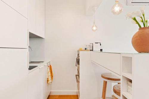 Modern Portuguese 1bed flat in Belém - image 14