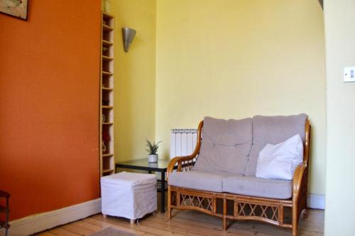 Classic Edinburgh Flat in the heart of Morningside - image 7