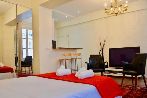 1bedroom flat in the heart of the Marais area