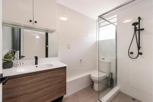 Peaceful South Perth 1 Bedroom Apartment