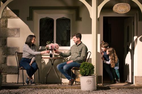 مدخل, Blessingbourne Cottages & Apartments in فايفميلتاون