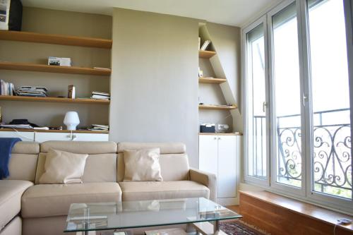 Fully Renovated Bright Studio With High View - Location saisonnière - Paris
