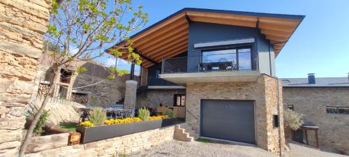 Bejárat, Mas d'en Roqueta CASA in Montferrer