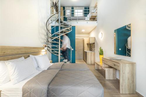 Sunshine Apartments