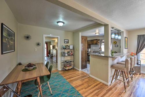 Vintage Downtown Vegas Retreat Less Than 3 Mi to Strip!, Лас-Вегас (фото 9)