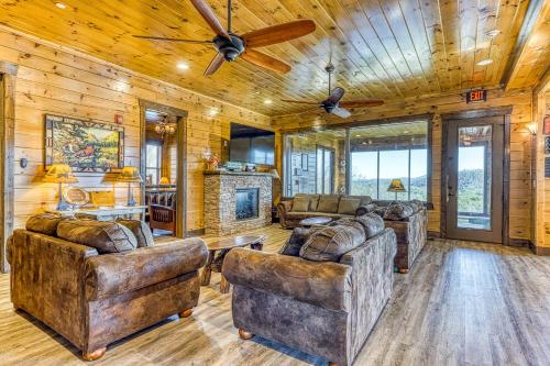 Mountain Splash Lodge - image 4