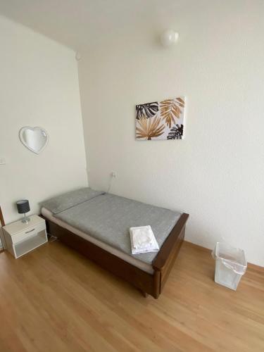 1 twin bed