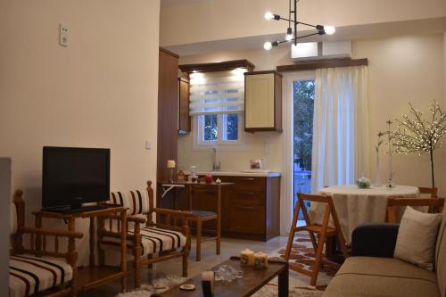 Apartments Xenios Zeus 1 - image 3