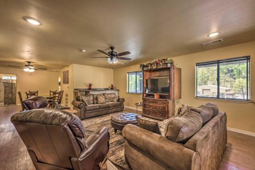 Ruidoso Hideaway - 4 Mi to Grindstone Lake! - main image