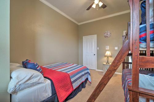 Waterfront Lake Conroe Home with Decks! - image 12