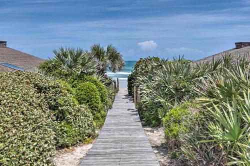 Breezy NSB Condo with Pool and Beach Access!