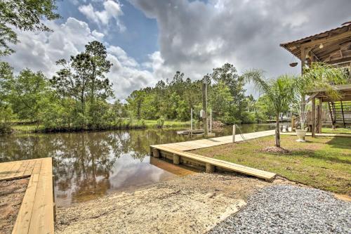 Bay St Louis House with Boat Dock and Launch! in Shoreline Park, USA