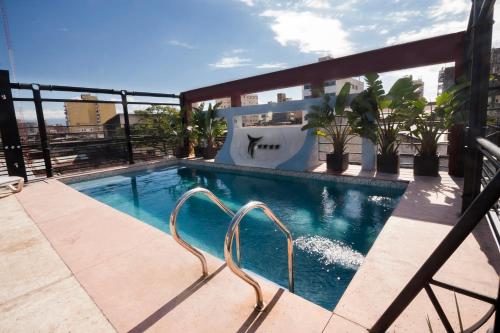 Piscina, Tucuman Center Suites&Business in Tucumán