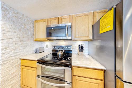 Lakeview Retreat - image 5