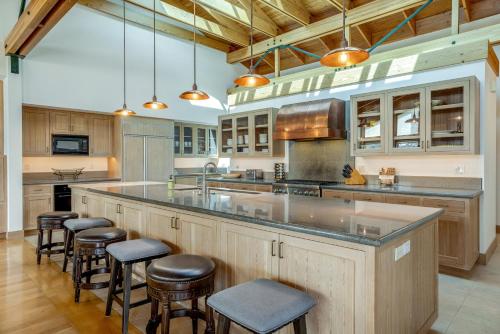 Woodhawk Vineyards Estate - image 4
