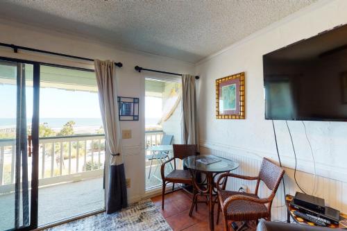 Sea Cabin 322-B - main image