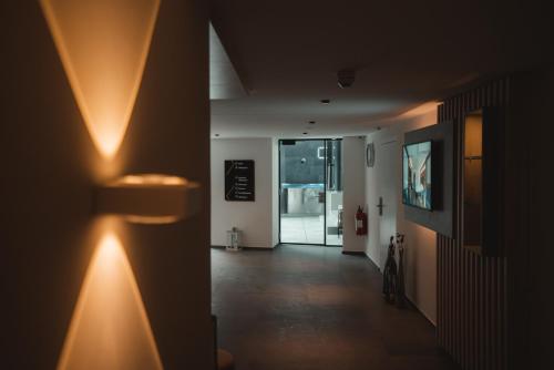Zermatt Budget Rooms - image 12