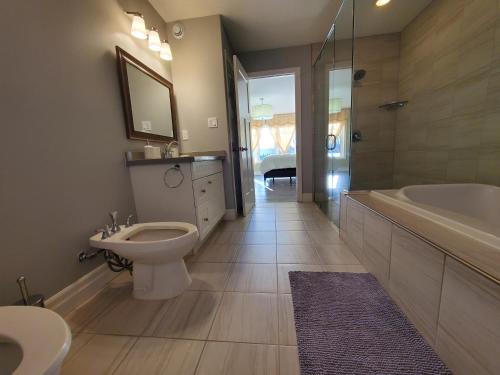 County Greenside Lakeview Resort in Trenton