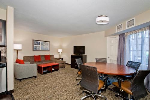 Staybridge Suites - Charlotte Ballantyne, an IHG Hotel