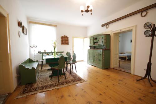 Létesítmények, Burg Apartments Meschen in Nagyszeben városközpont