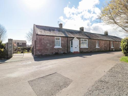 Lyndhurst Cottage - Beadnell