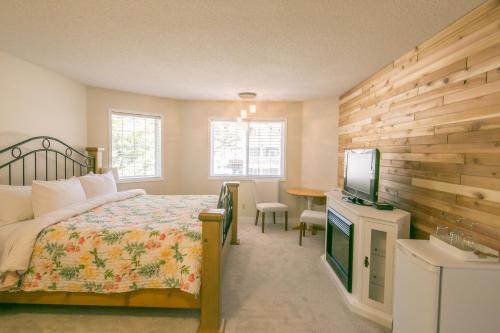 Executive King Room with Mountain View - Adults Only