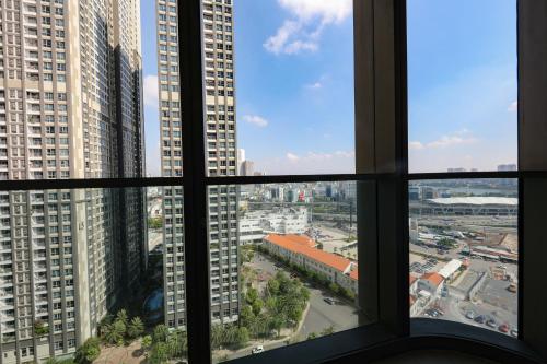 Landmark 81 BS House